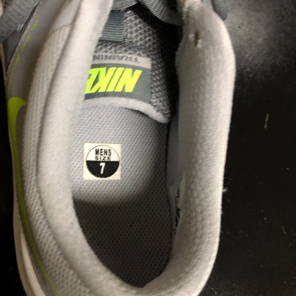 Shoes - Picture 6 of 6